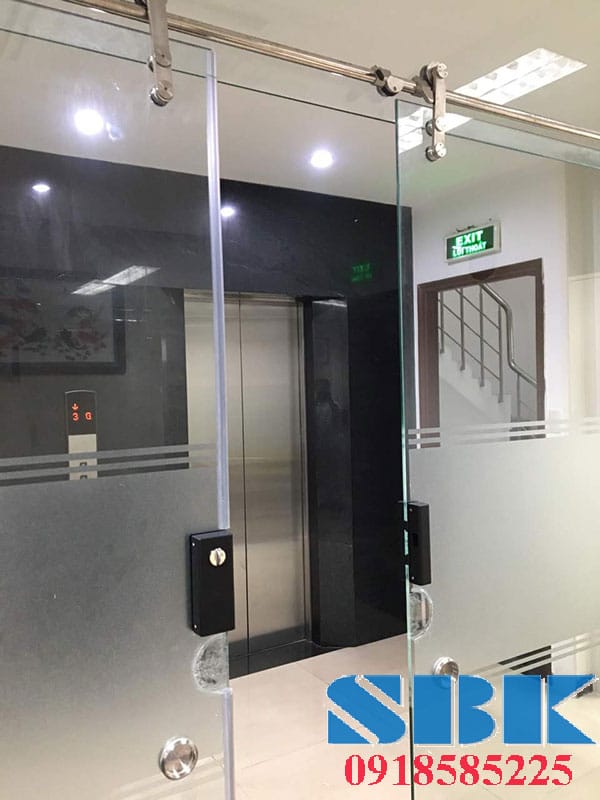 Khóa cửa vân tay cho cửa lùa cửa trượt