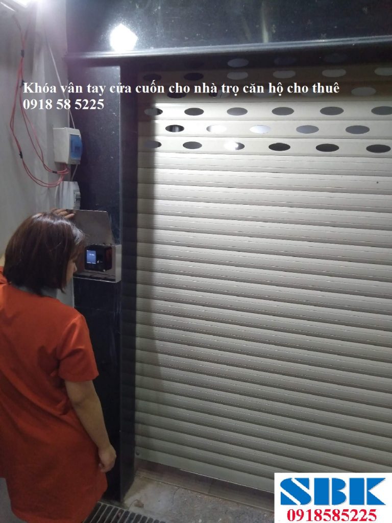 lắp đặt khóa vân tay cửa cuốn nhà trọ căn hộ cho thuê