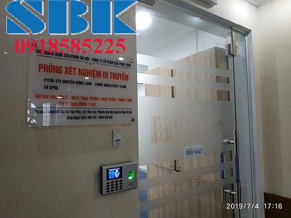 Sửa-chữa-máy-chấm-công-vân-tay-khóa-cửa-kinh-thủy-lực