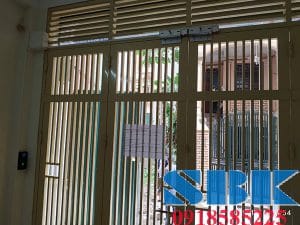Khóa vân tay cho cửa sắt, cửa cổng, lắp khóa vân tay cho cổng sắt giá rẻ