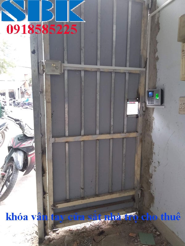 khóa vân tay cho cửa sắt đang được sử dụng nhiều ở hồ chí minh