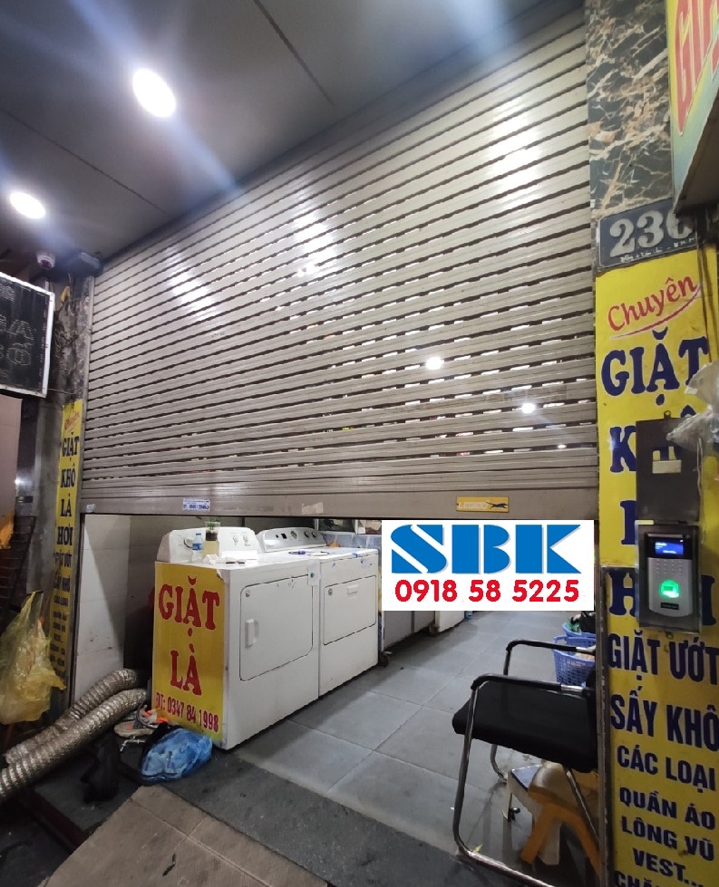khóa vân tay cửa cuốn nhà trọ chung cư mini hà nội