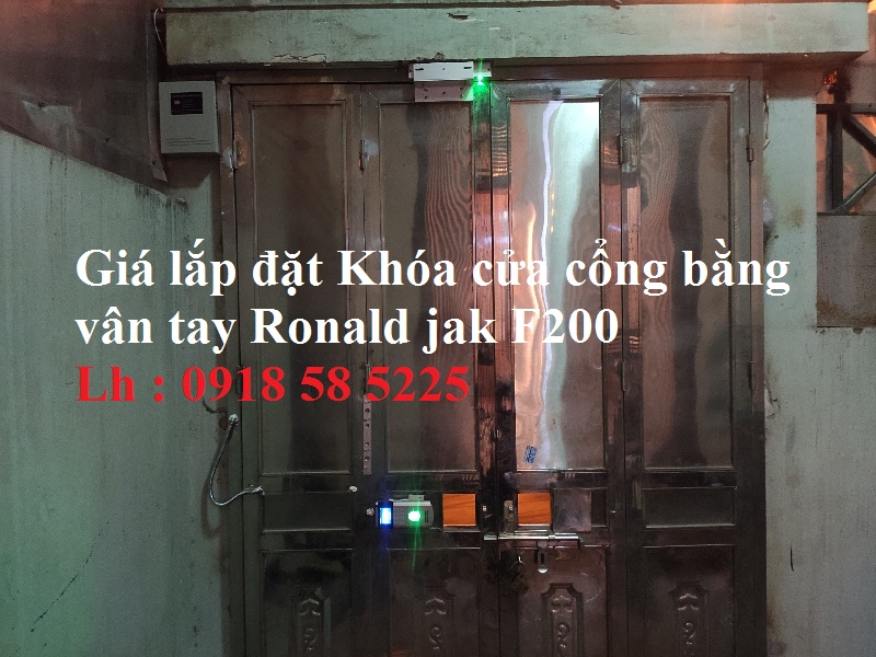 Giá lắp đặt Khóa cửa cổng bằng vân tay Ronald jak F200 