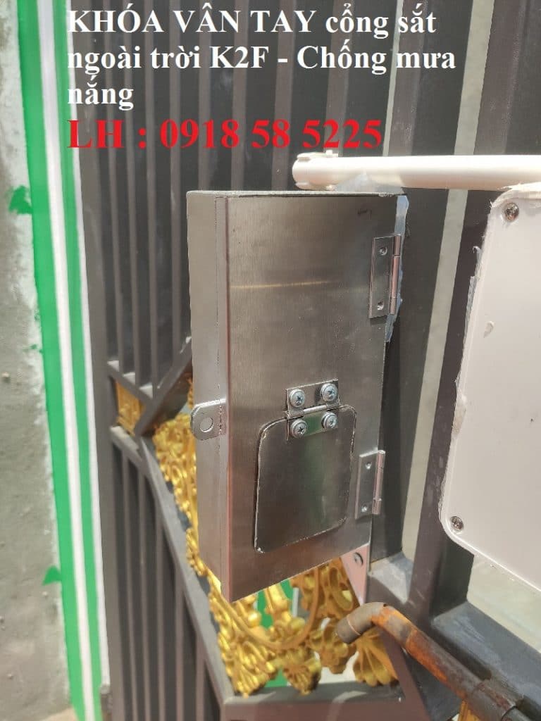KHÓA VÂN TAY cổng sắt ngoài trời K2F - Chống mưa nắng