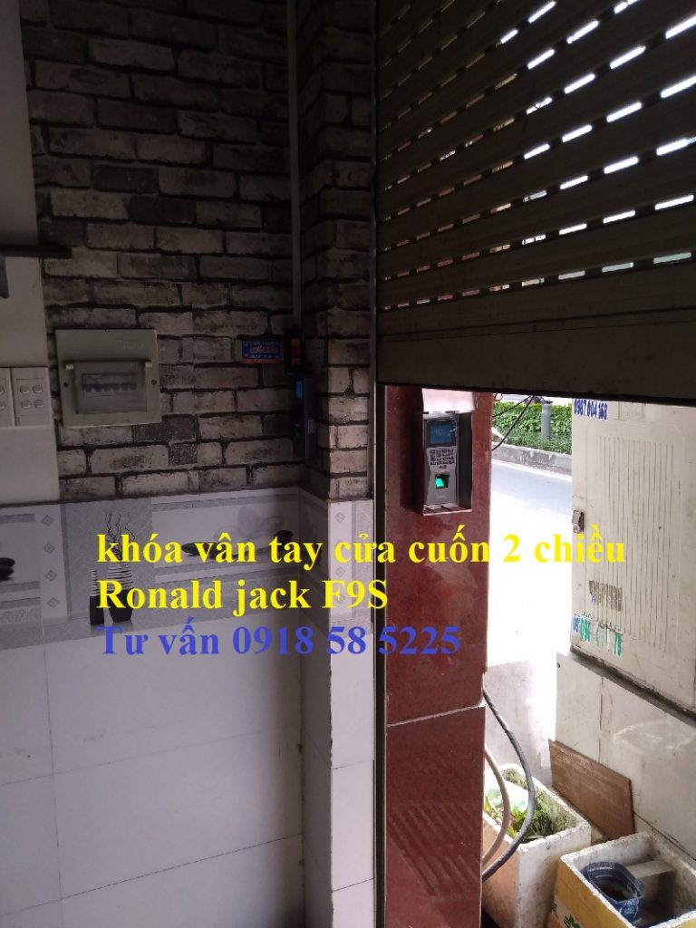 khóa vân tay cửa cuốn 2 chiều Ronald jack F9S