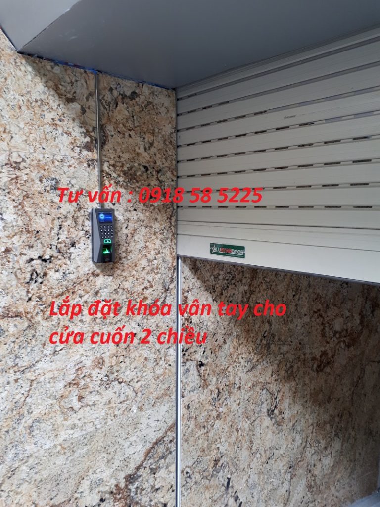 Lắp đặt khóa vân tay cho cửa cuốn 2 chiều