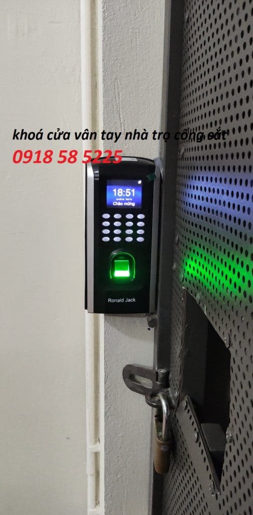 khoá vân tay cửa sắt 