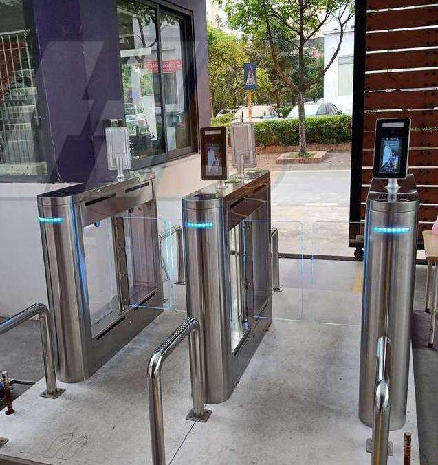 Hệ thống điểm danh bằng Face ID, điểm danh bằng khuôn mặt cho trường học