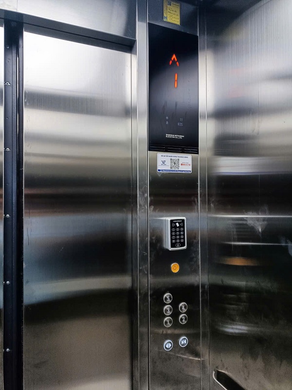 Báo giá lắp đặt kiểm soát thang máy thẻ từ trọn gói 