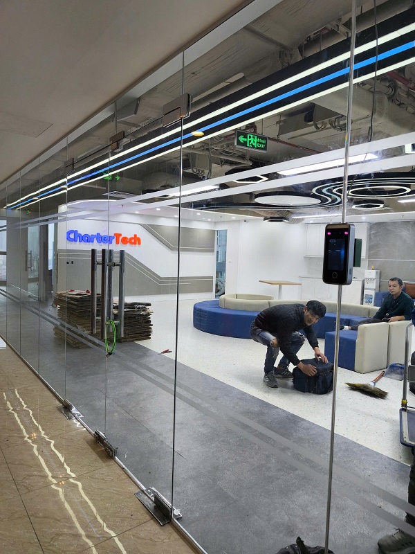 Lợi Ích Của Kiểm Soát Cửa Vân Tay Trong Doanh Nghiệp