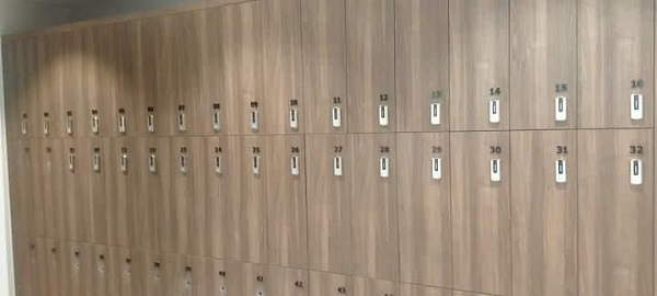 khóa tủ locker văn phòng bằng thẻ từ